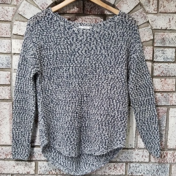 Zara Sweaters - Zara knit blue and white knit sweater size medium